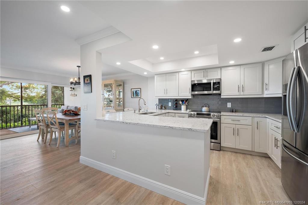 217 Northeast Edgewater Drive Stuart, FL 34996 - Photo 8 of 35