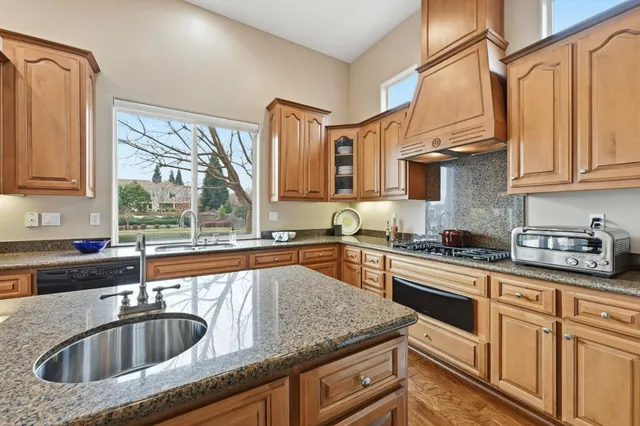 $1,199,000 | 8720 Oakmere Court, Roseville, CA 95747