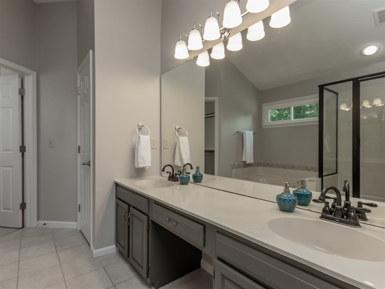 107 Nuttree Way Durham, NC 27713 - Photo 17 of 30 Master Bath/Spa