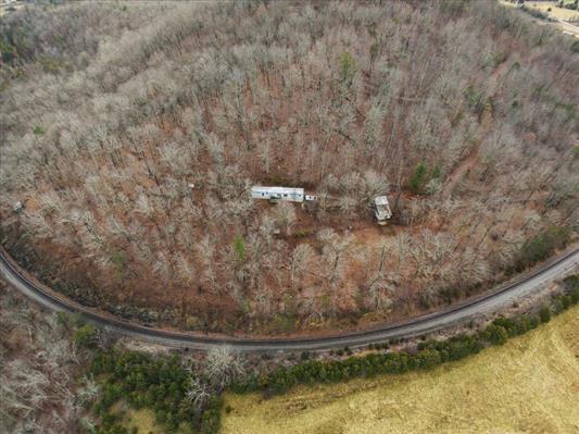 1154 Lusters Gate Road Christiansburg, VA 24073 - Photo 2 of 25 a view of a small yard