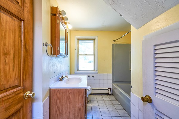 231 Theresa Road Bellingham, MA 02019 - Photo 18 of 22 Gallery Image 18