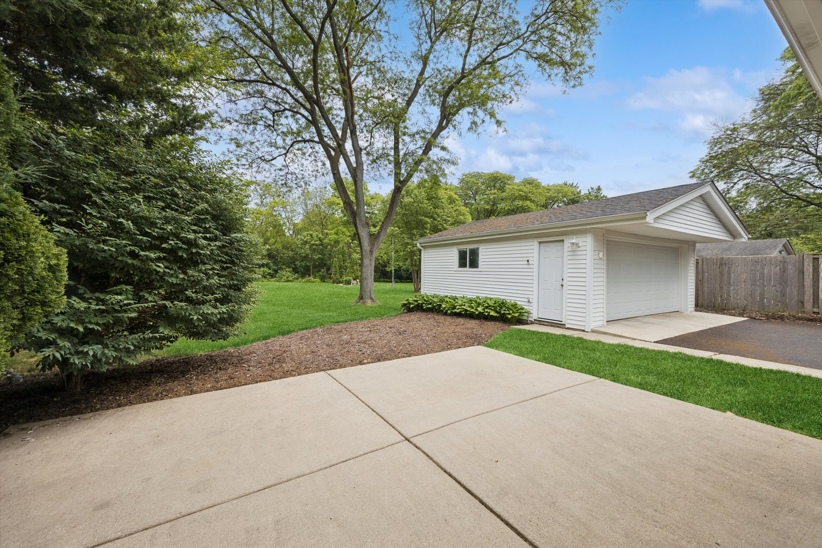 5949 Dunham Road Downers Grove, IL 60516 - Photo 23 of 26