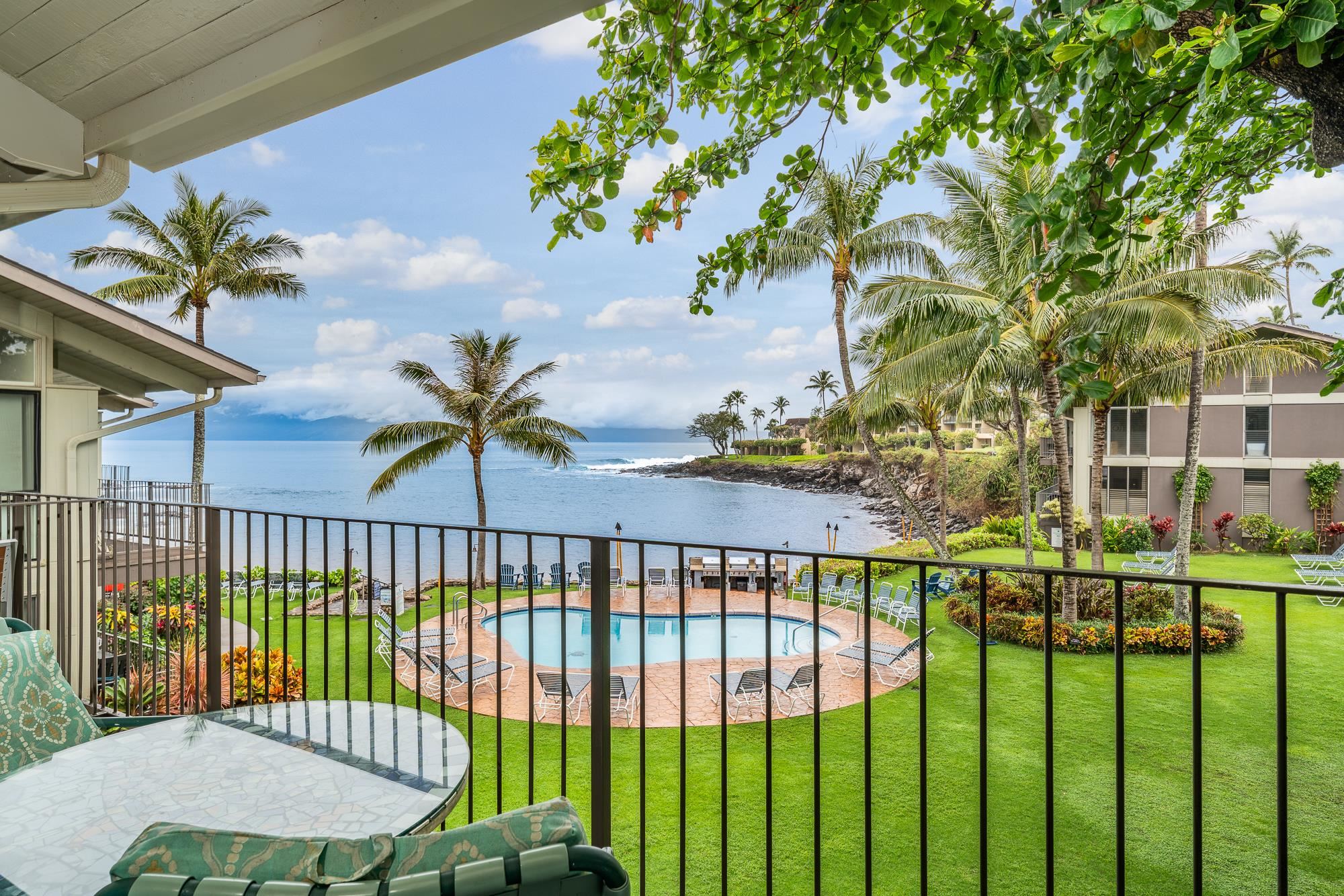 5255 Lower Honoapiilani Road, Unit 207 Lahaina, HI 96761 - Photo 38 of 49 a view of a balcony