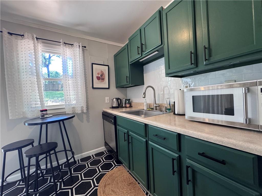 621 Rufus Henderson Drive Scottdale, GA 30079 - Photo 8 of 20