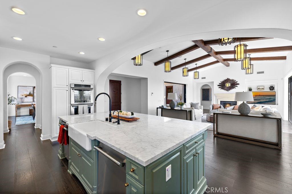5 Stockmen Road Ladera Ranch, CA 92694 - Photo 17 of 36 Beautiful and Functional Chef's Kitchen!