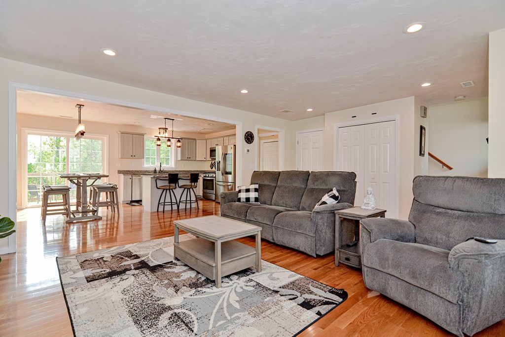 11 Mendon Road, Unit E Attleboro, MA 02703 - Photo 11 of 40 Gallery Image 11