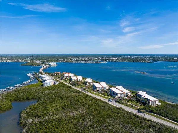 $479,000 | 1591 Beach Road, Unit 402, Englewood, FL 34223