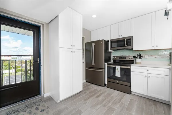 $479,000 | 1591 Beach Road, Unit 402, Englewood, FL 34223