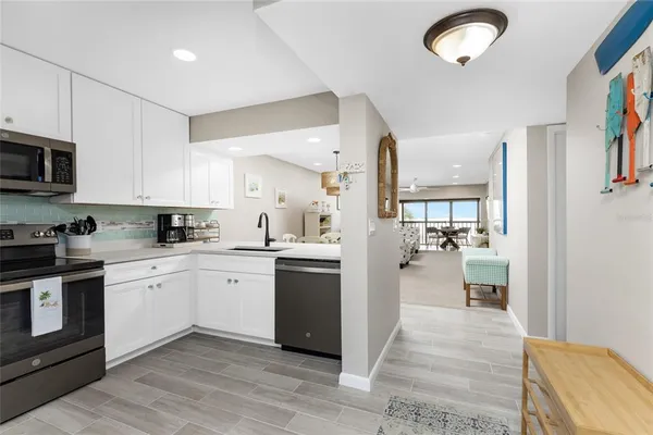 $479,000 | 1591 Beach Road, Unit 402, Englewood, FL 34223