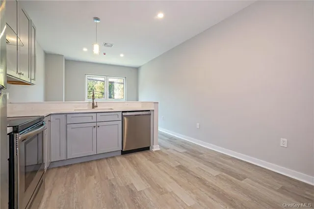 $3,800 | 500 Commerce Street, Unit SEE REMARKS, Hawthorne, NY 10532