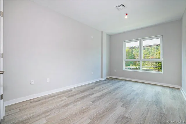 $3,800 | 500 Commerce Street, Unit SEE REMARKS, Hawthorne, NY 10532