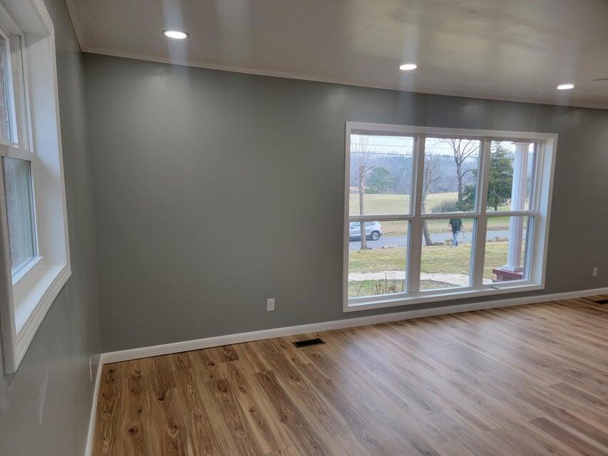 940 Cemetery Road Spring City, TN 37381 - Photo 19 of 43 20