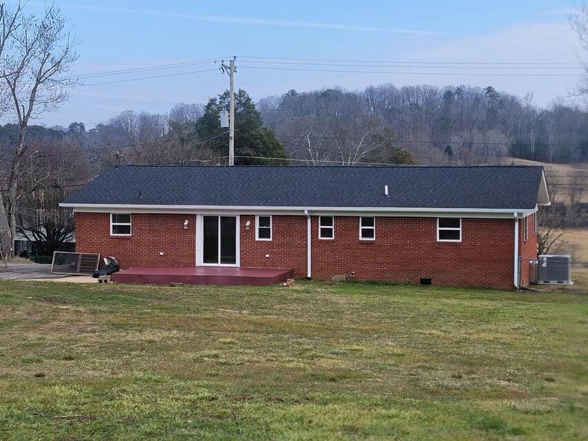 940 Cemetery Road Spring City, TN 37381 - Photo 3 of 43 2