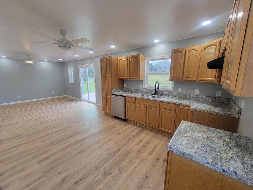 940 Cemetery Road Spring City, TN 37381 - Photo 10 of 43 8