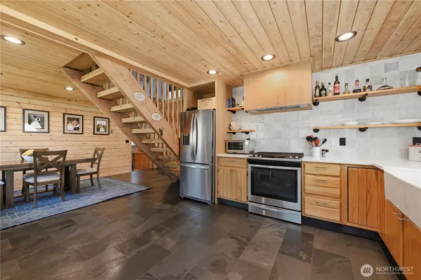 $875,000 | 150 Grand Fir Lane, Ronald, WA 98940