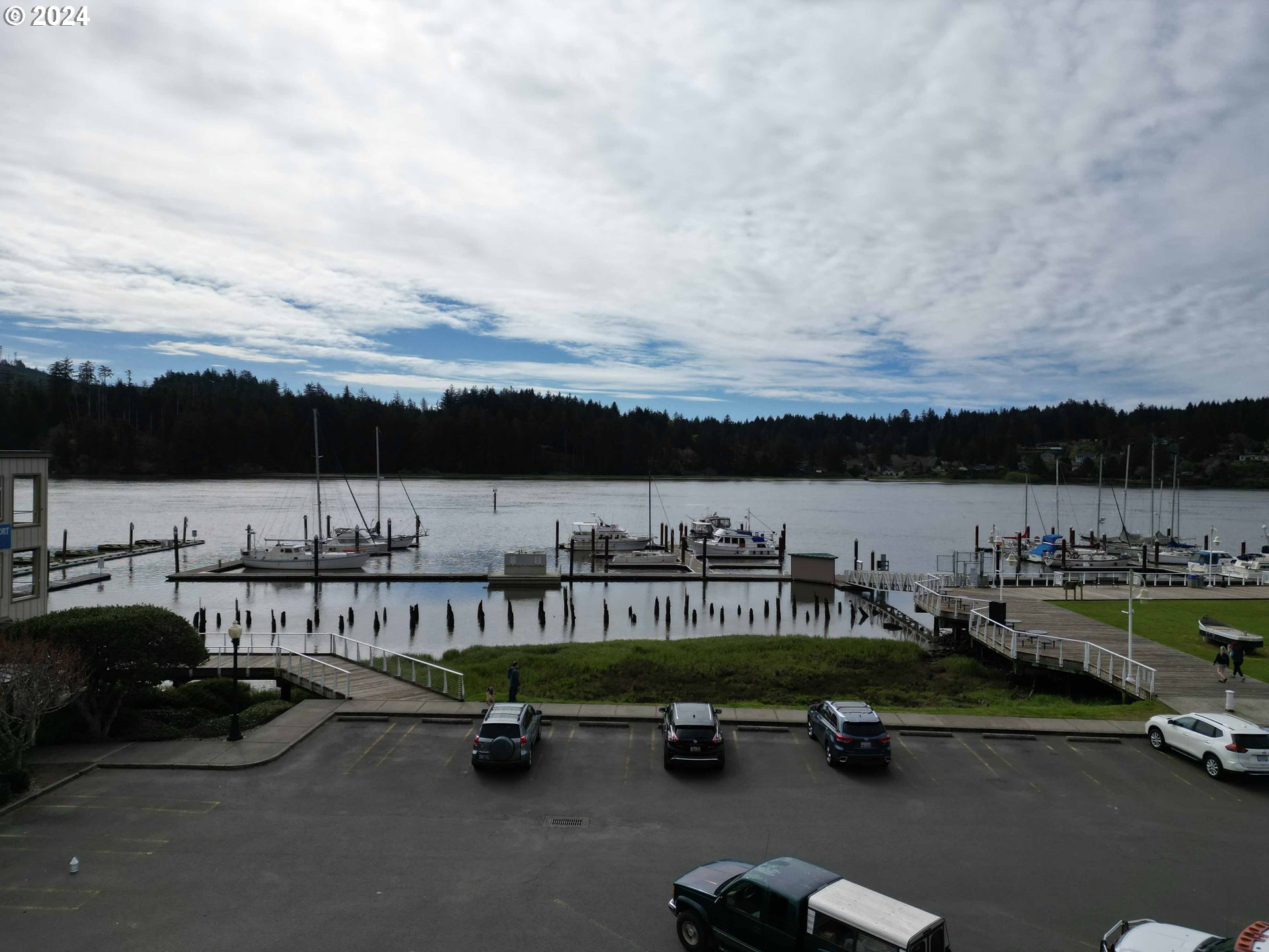 75 Harbor Street, Unit 201 Florence, OR 97439 - Photo 3 of 42 Gallery Image 3