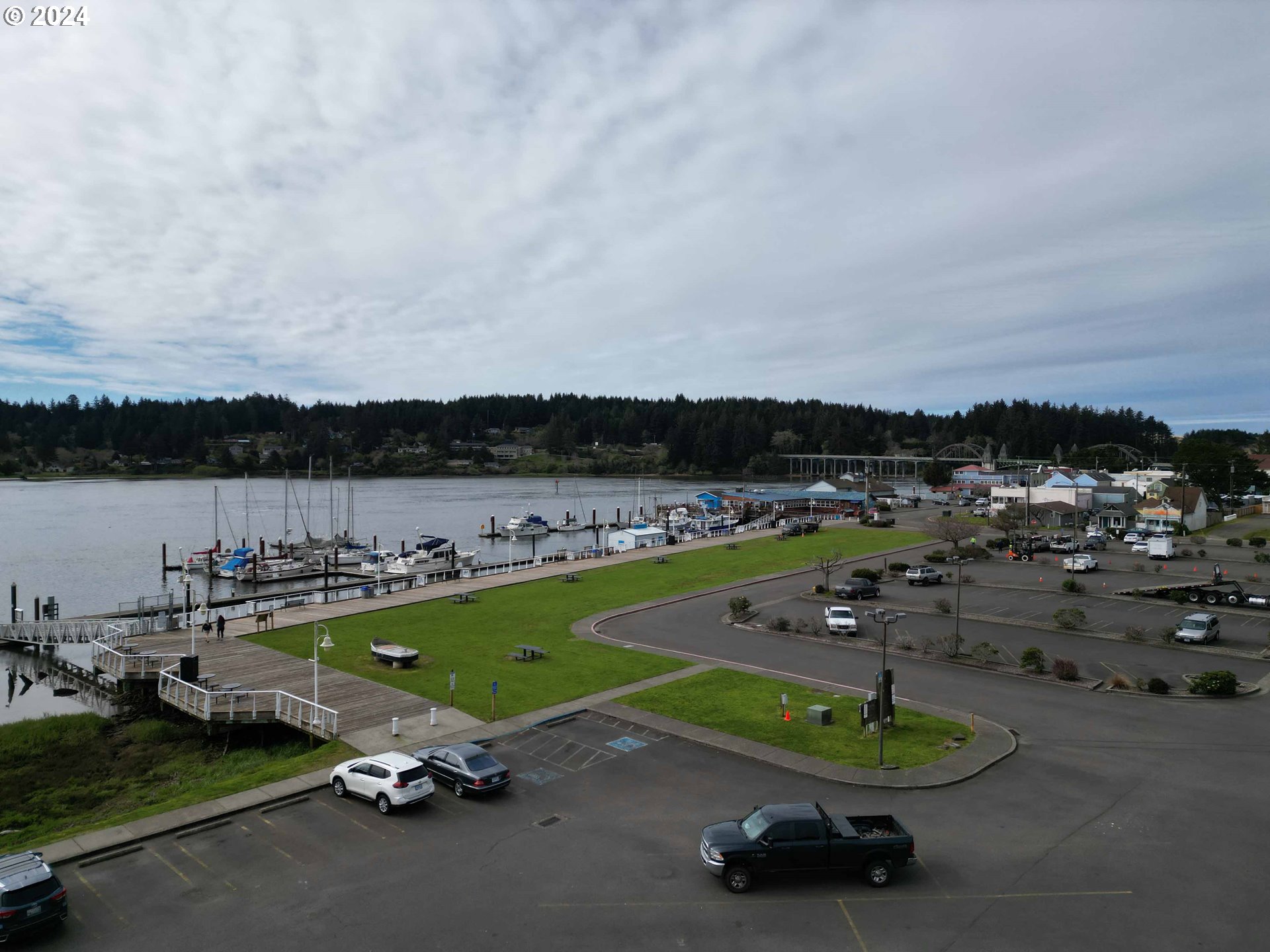 75 Harbor Street, Unit 201 Florence, OR 97439 - Photo 4 of 42 Gallery Image 4