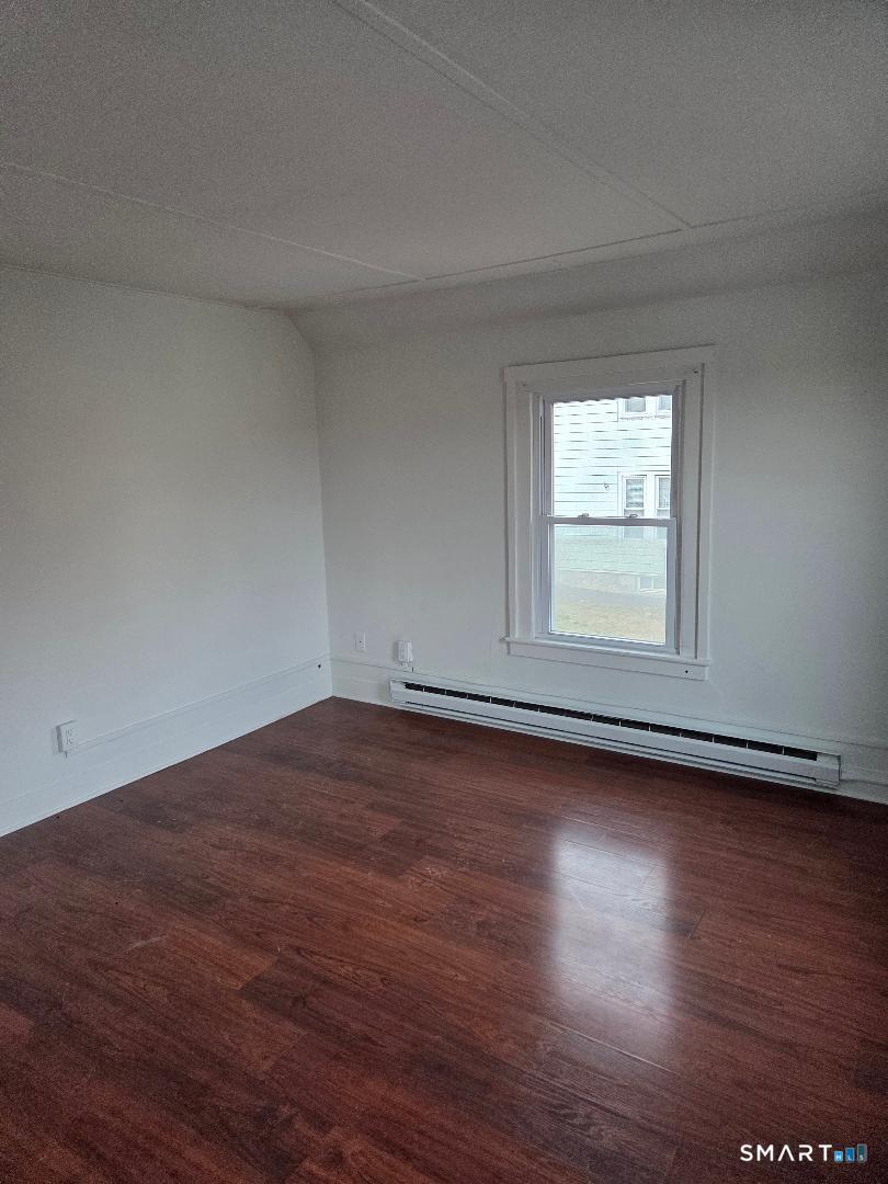 72 Walnut Street Naugatuck, CT 06770 - Photo 12 of 19