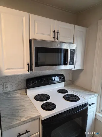 $1,500 | 72 Walnut Street, Naugatuck, CT 06770