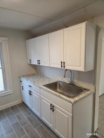 $1,500 | 72 Walnut Street, Naugatuck, CT 06770
