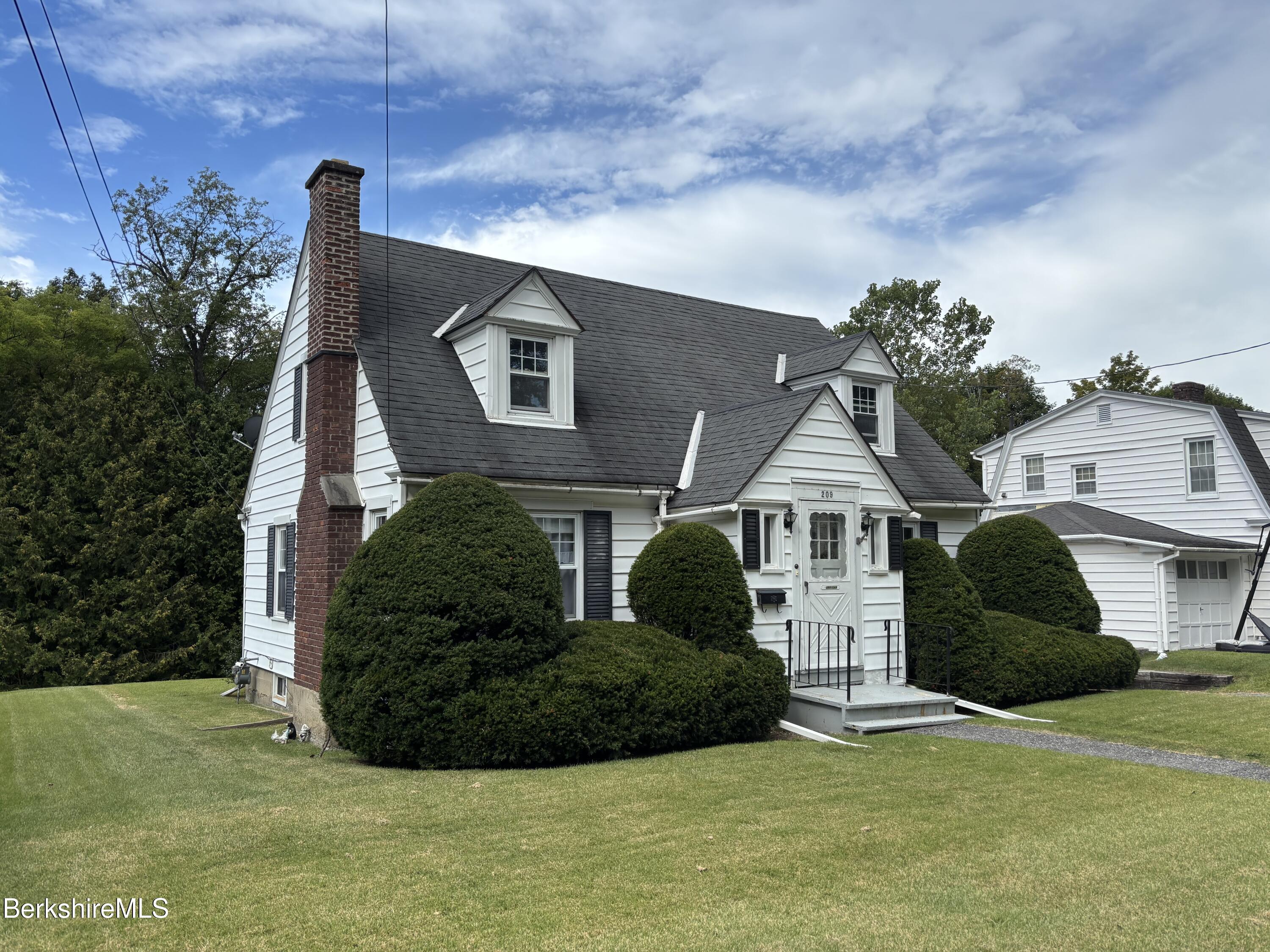 209 Corinth Street North Adams, MA 01247 - Photo 2 of 19 Ready for occupancy