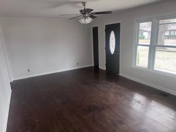 $1,550 | 2025 Cedar Street, Paris, TX 75460