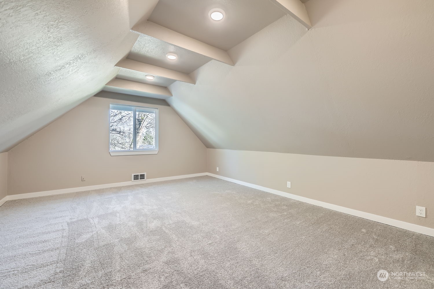 317 167th Place Southeast Bothell, WA 98012 - Photo 24 of 28 Gallery Image 24