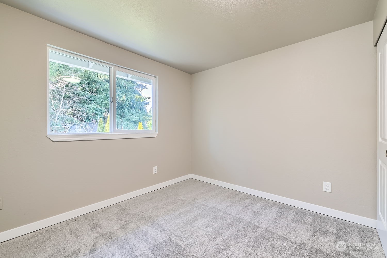 317 167th Place Southeast Bothell, WA 98012 - Photo 26 of 28 Gallery Image 26