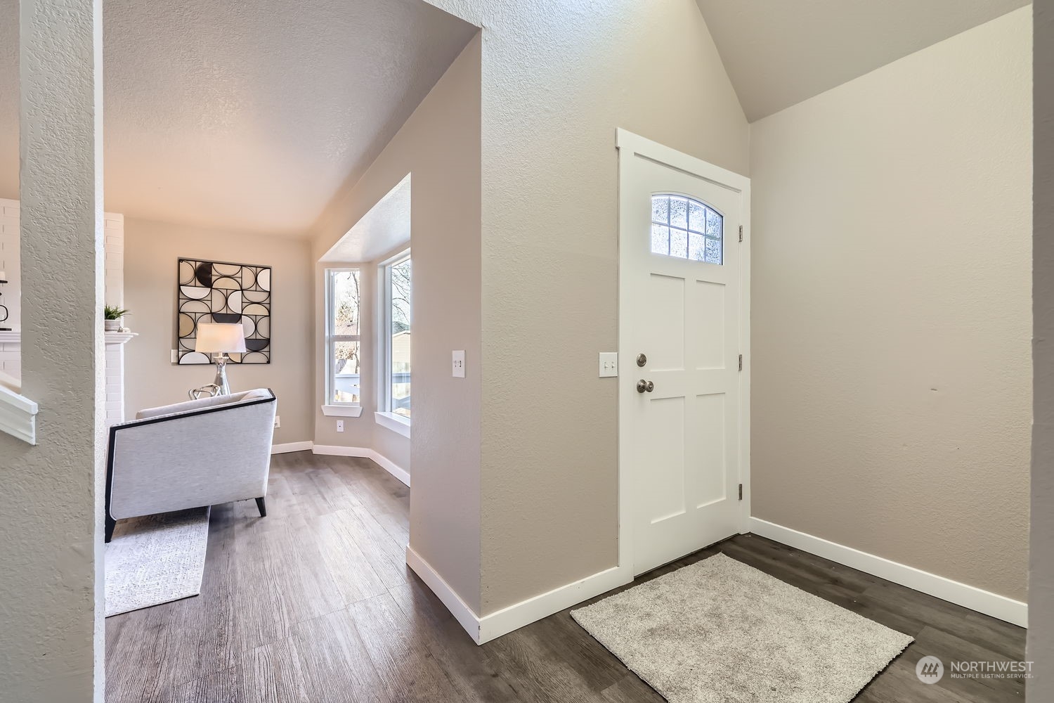 317 167th Place Southeast Bothell, WA 98012 - Photo 5 of 28 Gallery Image 5