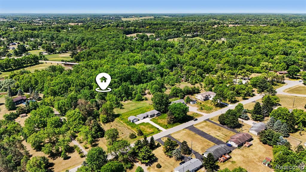 1948 Mayfield Road Lapeer, MI 48446 - Photo 4 of 13