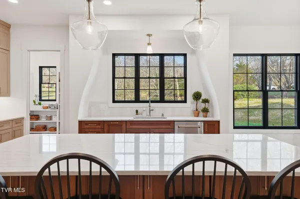 $1,425,000 | 302 Huntington Way, Johnson City, TN 37604