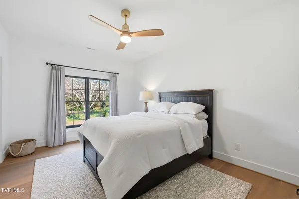 $1,425,000 | 302 Huntington Way, Johnson City, TN 37604