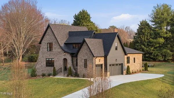 $1,425,000 | 302 Huntington Way, Johnson City, TN 37604