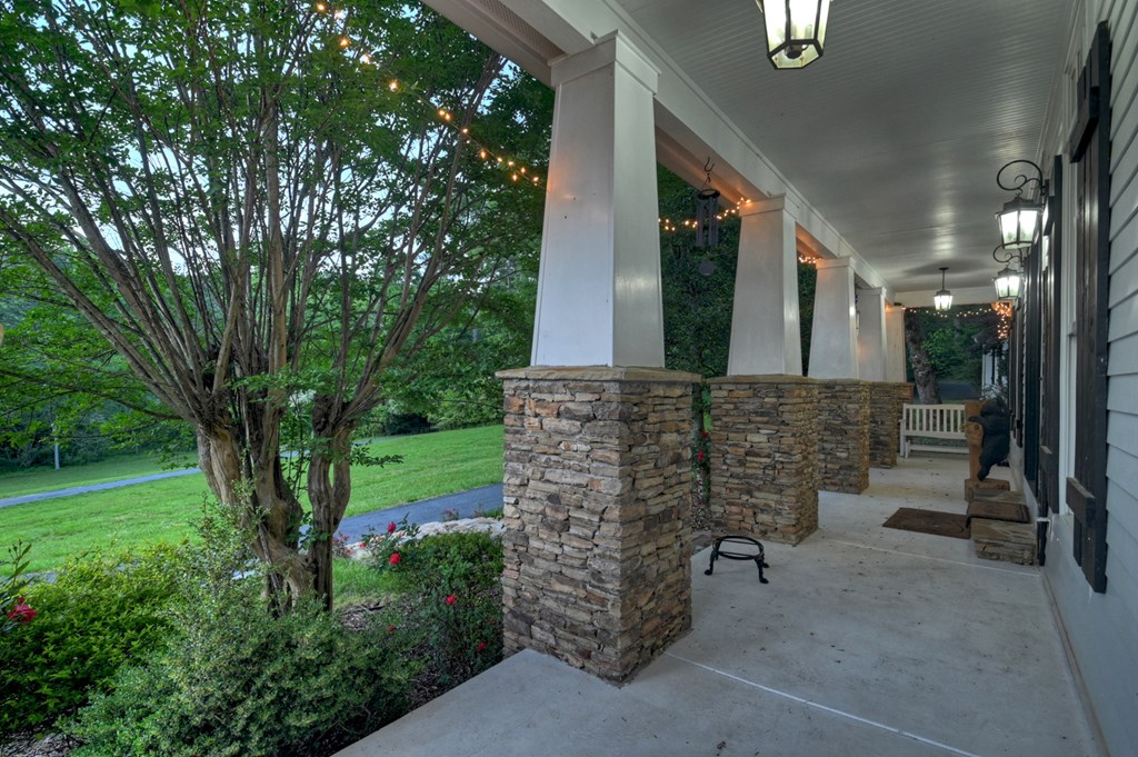 247 Craigtown Road Ellijay, GA 30540 - Photo 14 of 97