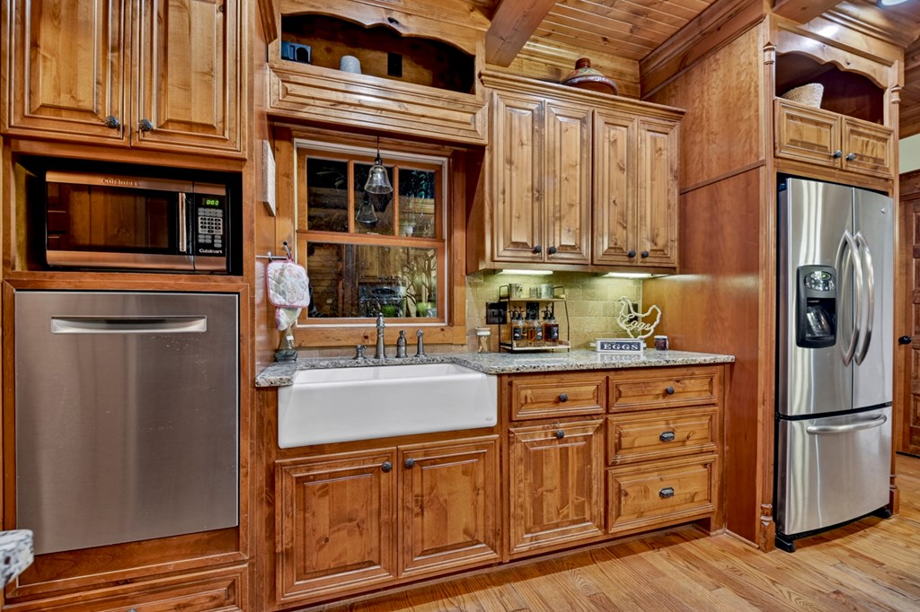 247 Craigtown Road Ellijay, GA 30540 - Photo 26 of 97