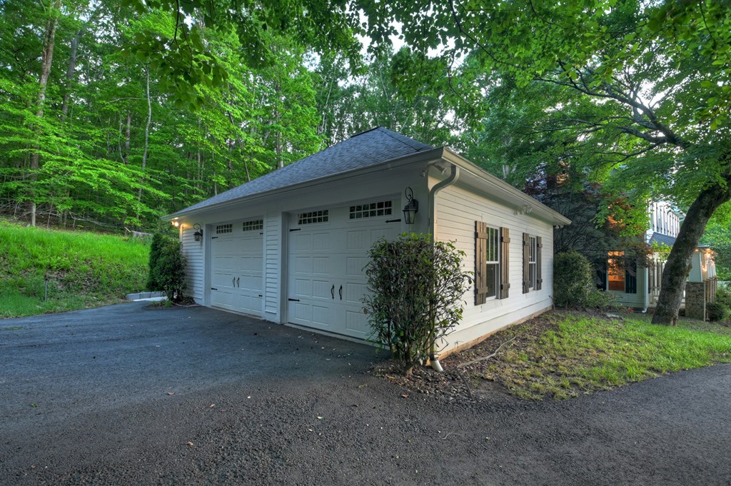 247 Craigtown Road Ellijay, GA 30540 - Photo 5 of 97
