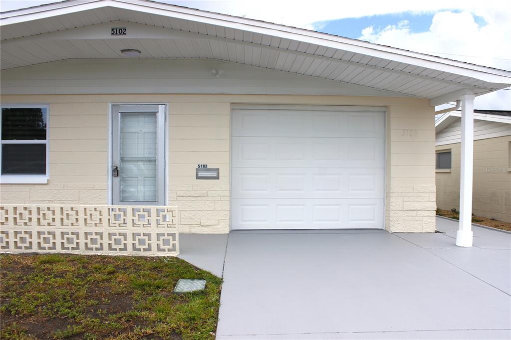 5102 Manor Drive New Port Richey, FL 34652 - Photo 7 of 32