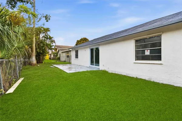 $499,900 | 8500 Southwest 20th Street, North Lauderdale, FL 33068