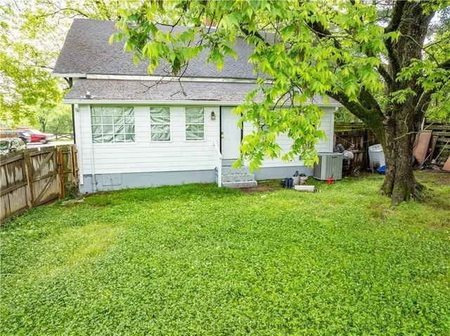 $575,000 | 5375 Clarks Bridge Road, Gainesville, GA 30506