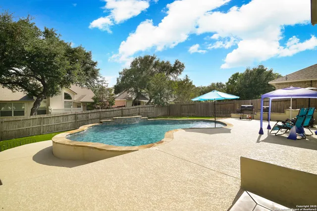 a view of outdoor space yard and patio