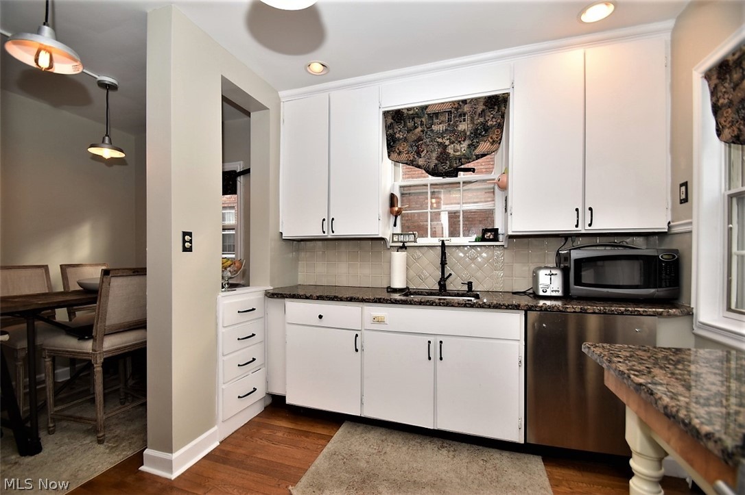 2568 Traymore Road Cleveland, OH 44118 - Photo 7 of 18