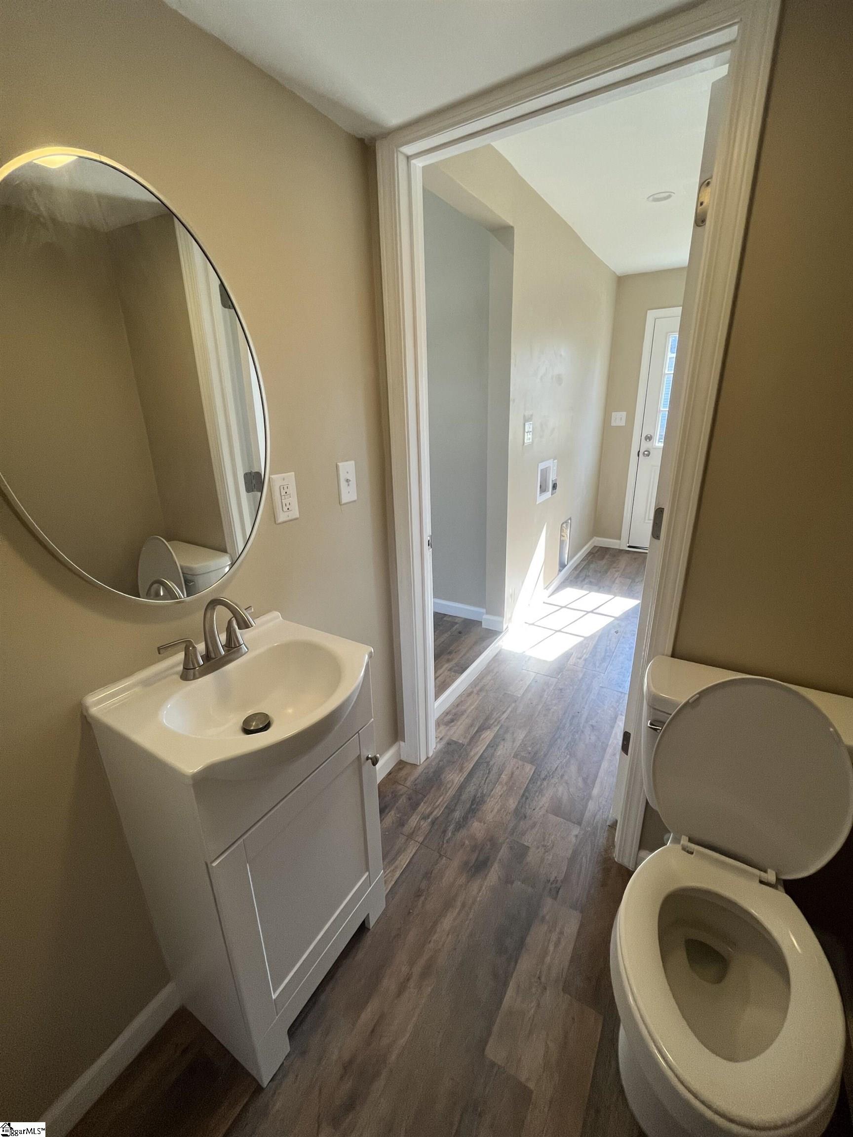 21 West 6th Street Greenville, SC 29611 - Photo 9 of 10