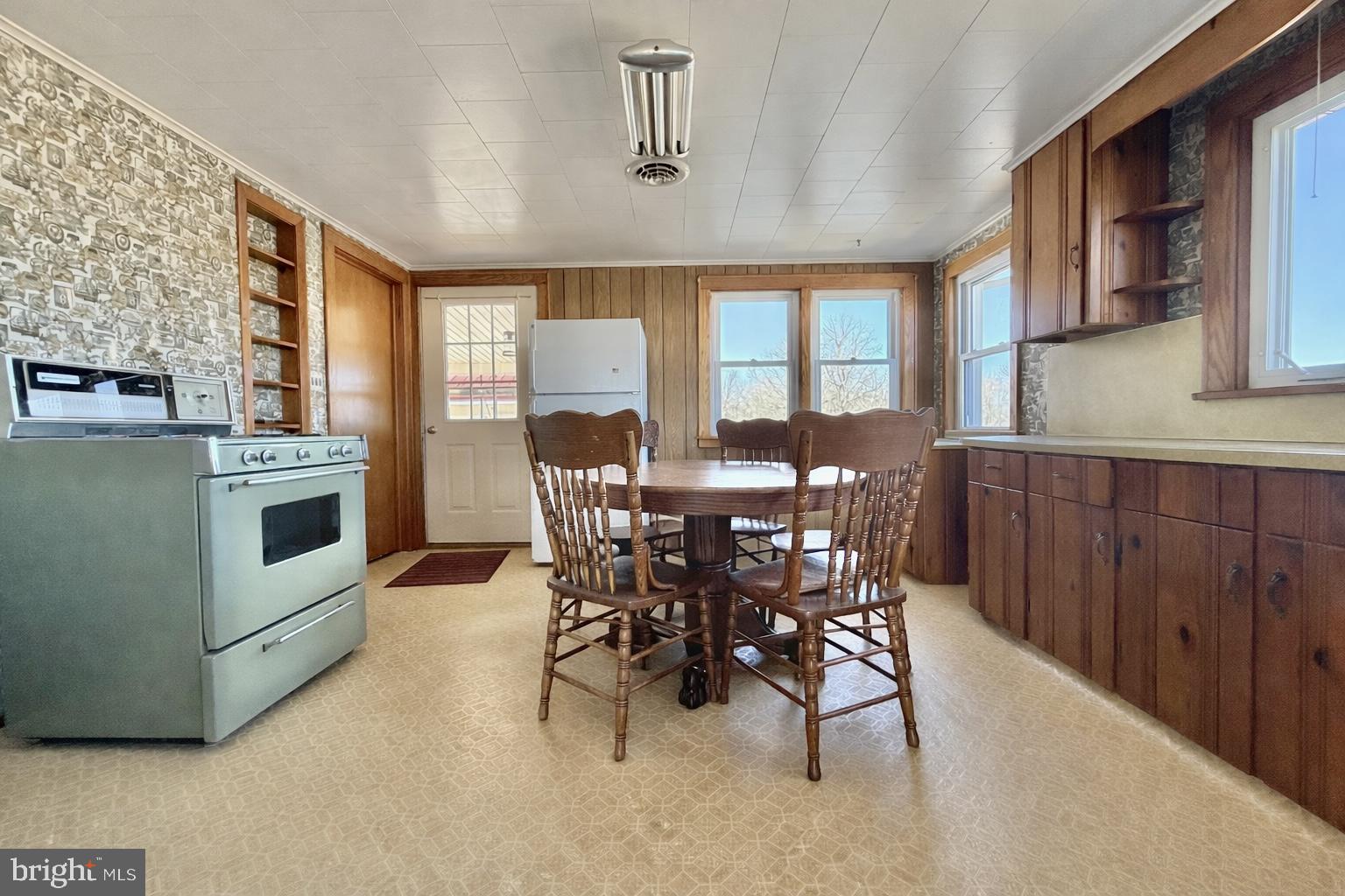 2716 South Madden Road Hustontown, PA 17229 - Photo 7 of 31
