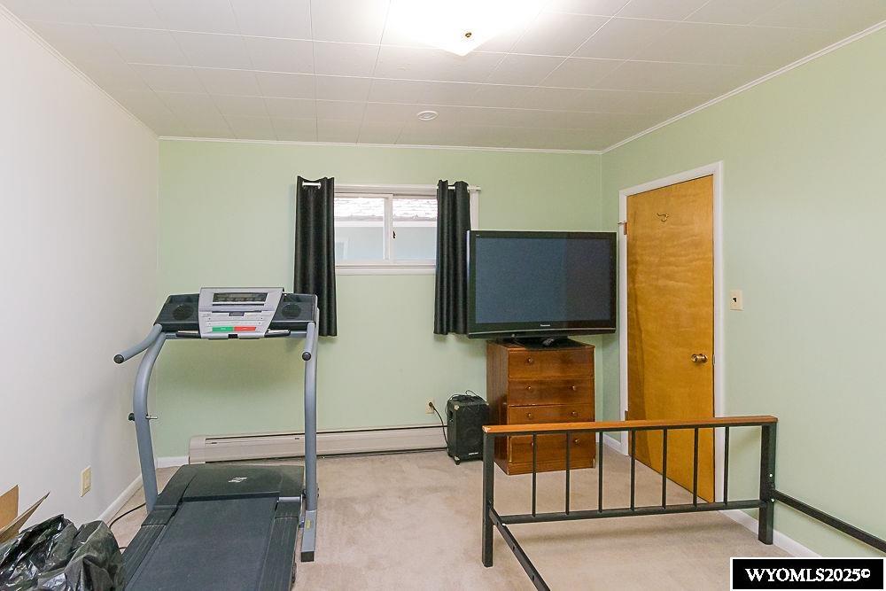 816 Center Street Rock Springs, WY 82901 - Photo 4 of 27