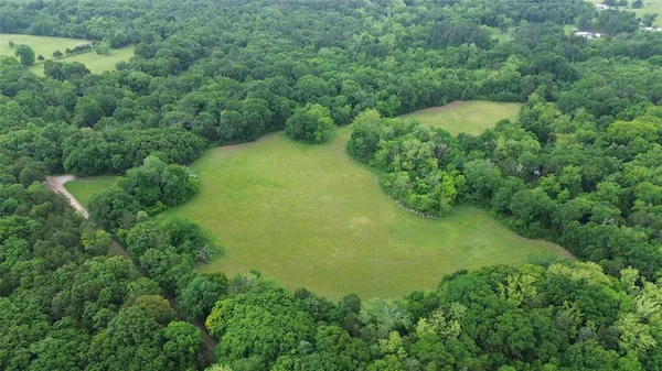 $285,000 | 2010 Bonham Tx 75418, Ivanhoe, TX 75447
