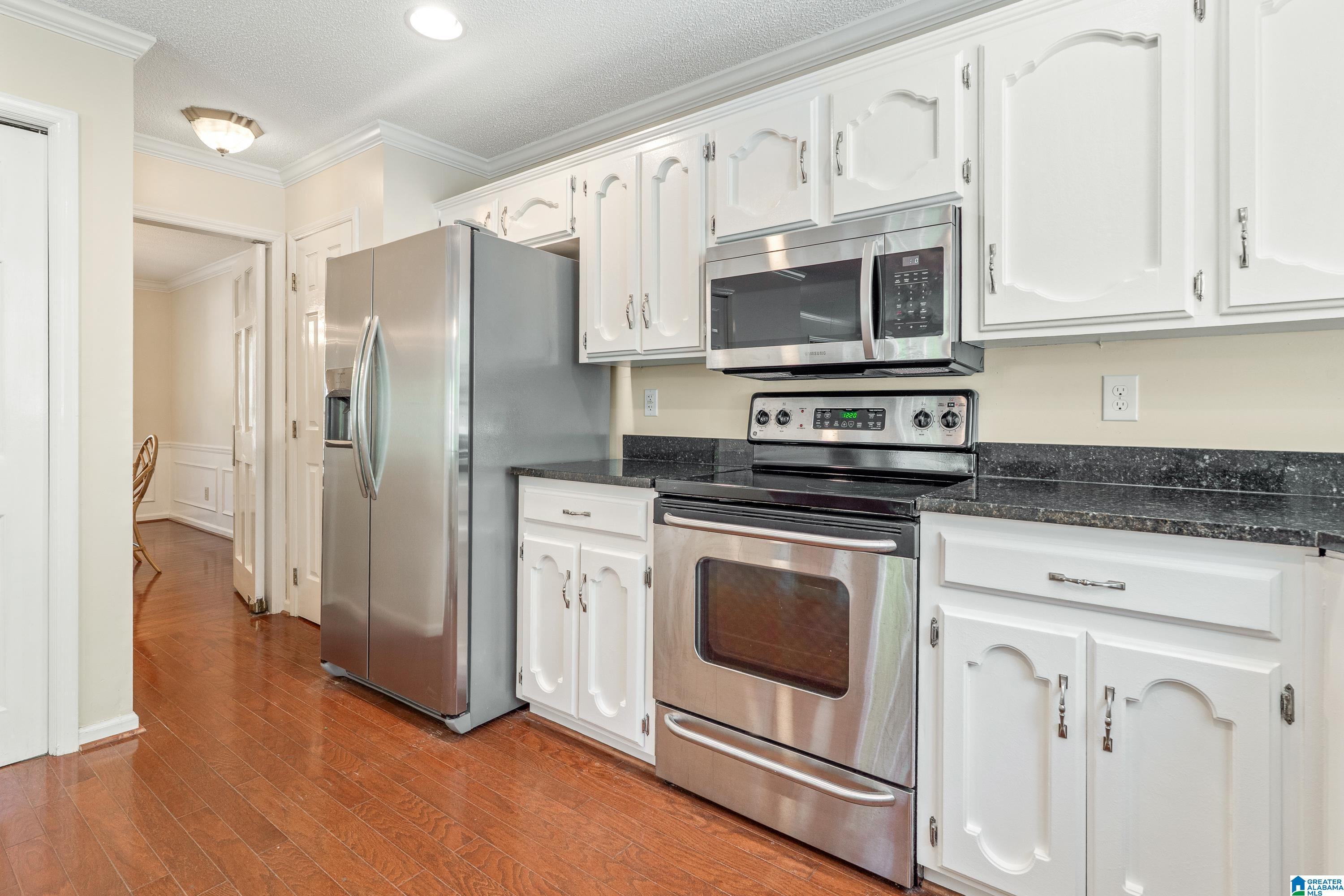 5245 Meadow Brook Road Birmingham, AL 35242 - Photo 13 of 36