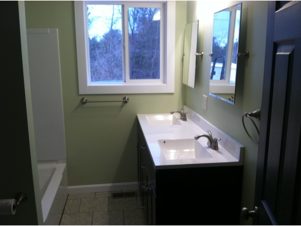 893 Monkton Road Vergennes, VT 05491 - Photo 5 of 25 Gallery Image 5