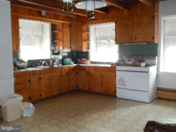 416 Sawmill Road Boyertown, PA 19512 - Photo 7 of 19 Gallery Image 7