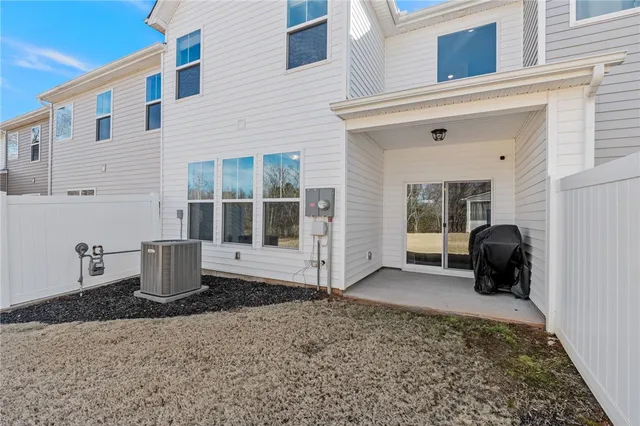 $317,500 | 205 Brochaill Court, Piedmont, SC 29673