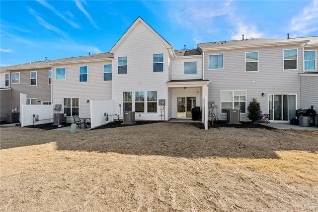 $317,500 | 205 Brochaill Court, Piedmont, SC 29673